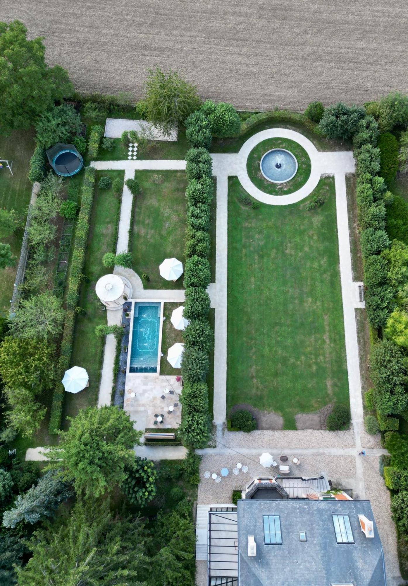 La Grande Maison Lgm Lesches Экстерьер фото